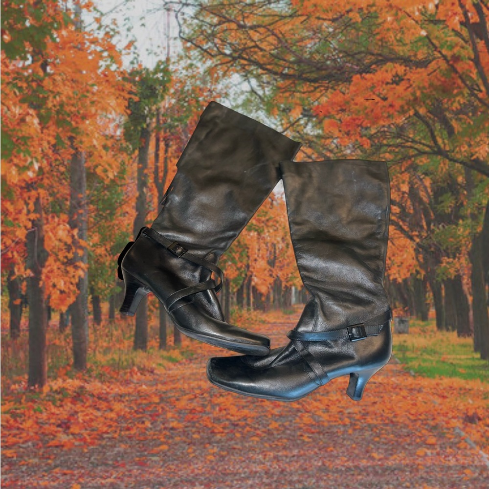 45. Kenneth Cole Tall Black Boots with heel